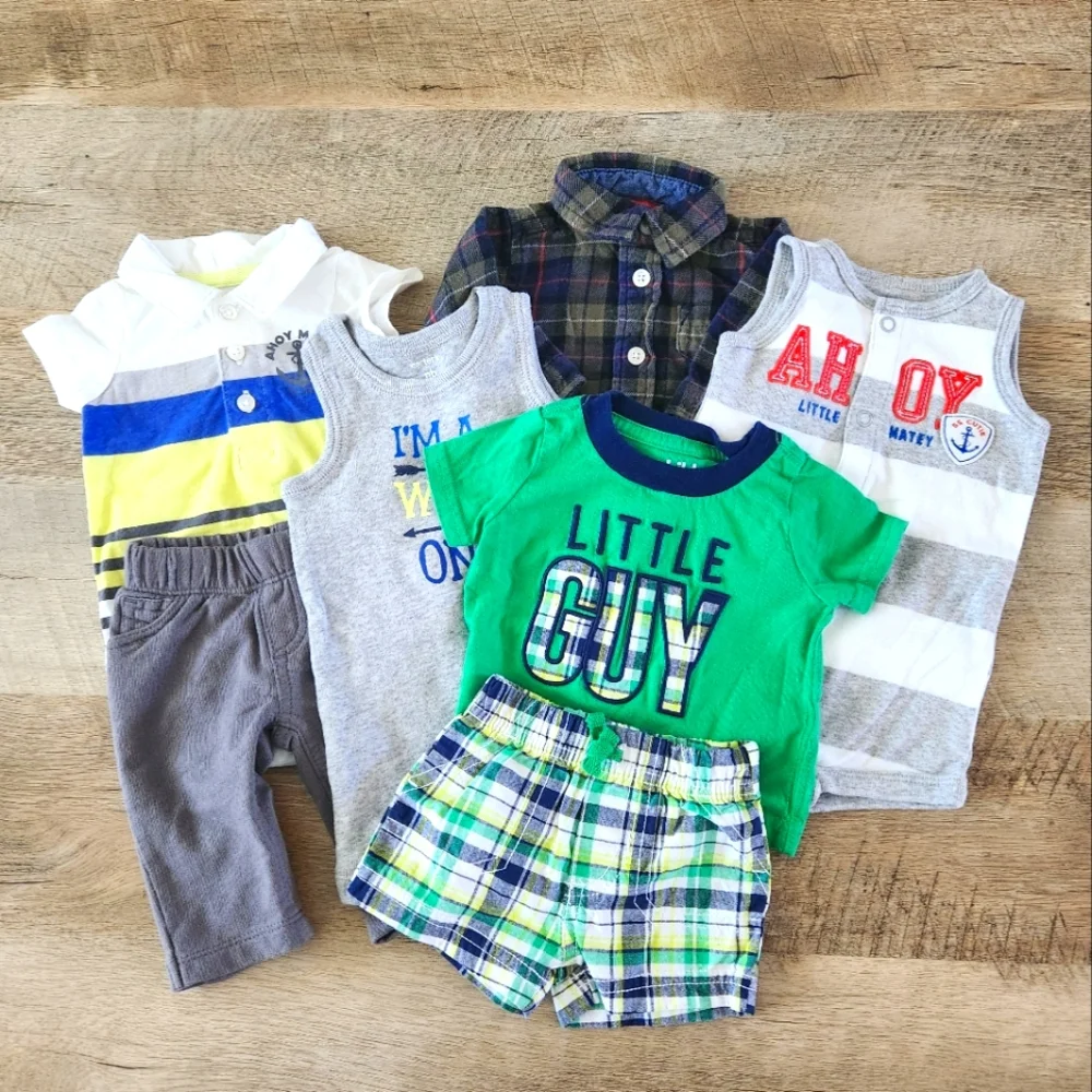 Carter's Seven Piece Baby Clothes Bundle Size NB